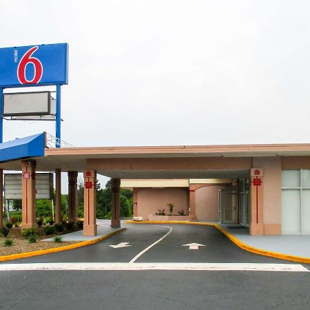Motel 6-Greensboro, Nc ภายนอก รูปภาพ